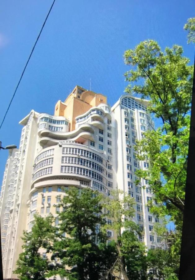 Апартаменты Purple Pearl On French Boulevard Одесса Экстерьер фото